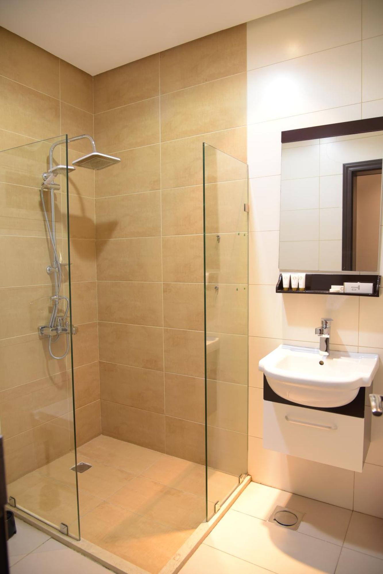 Dahlia Hotel Apartment Riggae Kuwait City Exterior photo